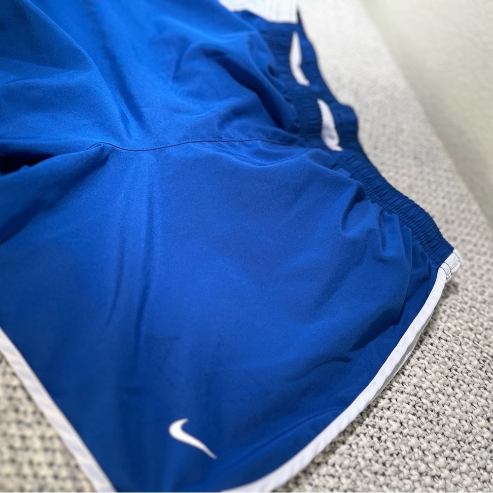 2 Nike Shorts Kids XL - Red and Blue - Dri-Fit